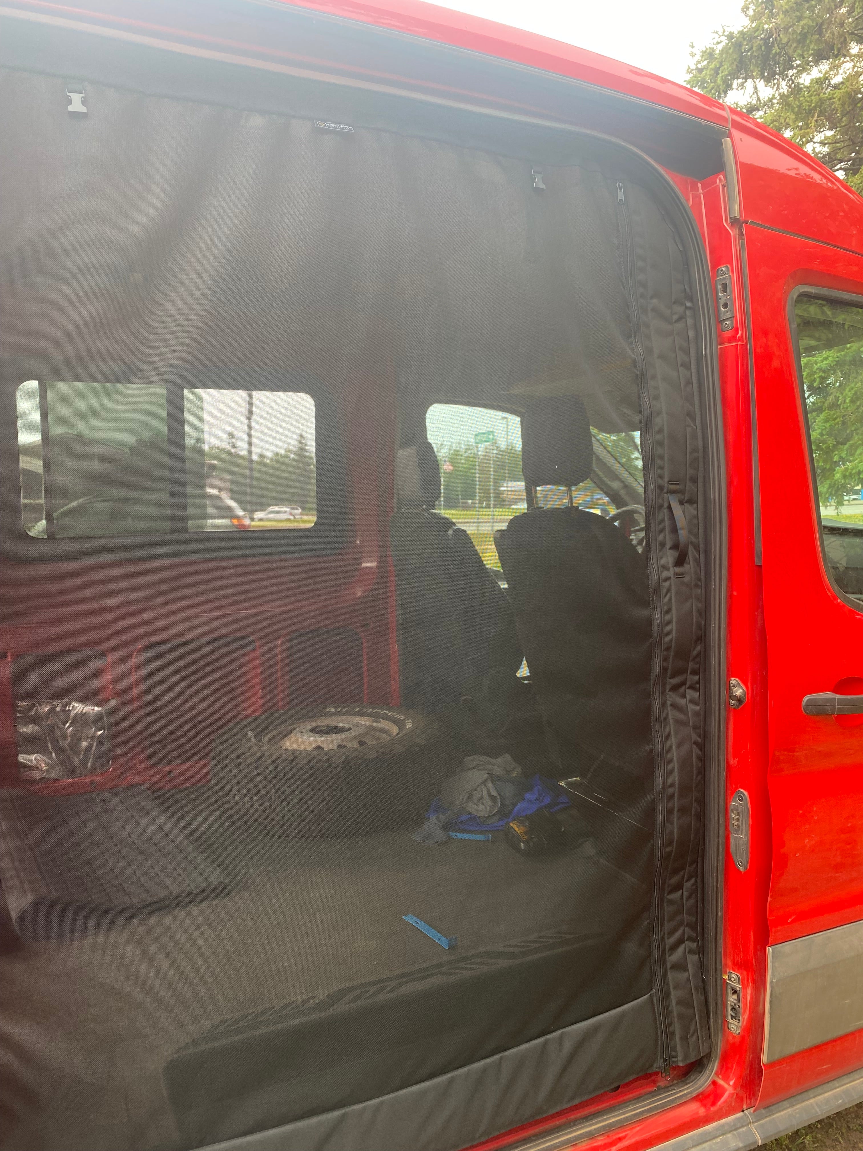Transit Mid & High Roof Slider Door Screen – Right