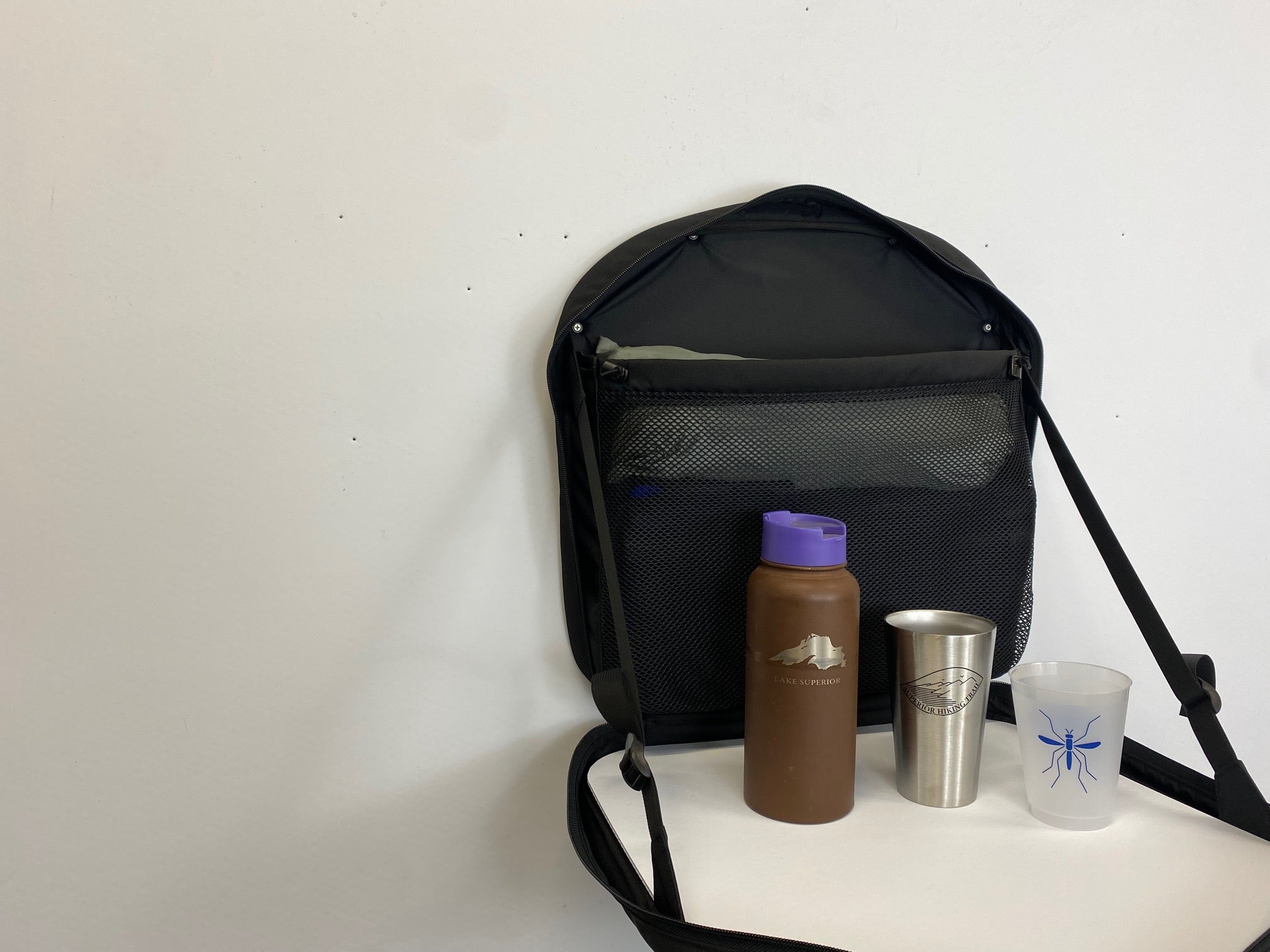Zippered Pocket – Table